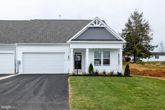 11775 Mystic Rock Ln N, Waynesboro, PA 17268
