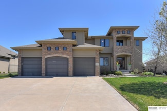 10611 S 188th St, Omaha, NE 68136