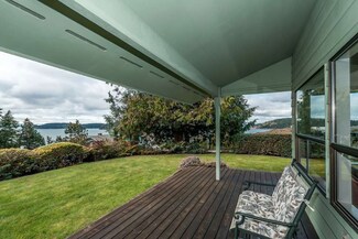 2806 Highland Dr, Anacortes, WA 98221