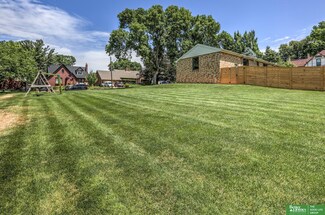 5623 Grant St, Omaha, NE 68104