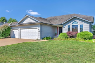 2756 Autumn Dr, Crown Point, IN 46307