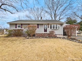 1 Vincent St, Parlin, NJ 08859