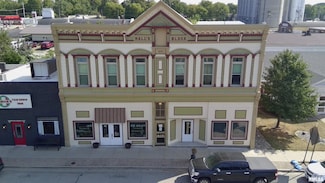 412 & 414 S Locust St, Delavan, IL 61734