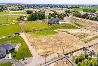 14731 Hillside Dr, Caldwell, ID 83607
