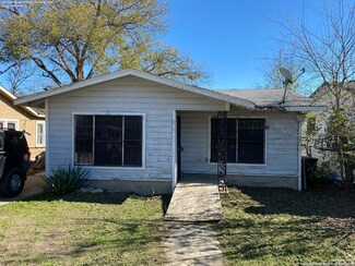 818 Amanda St, San Antonio, TX 78220