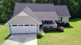 323 Wilson Hurst St, Tazewell, TN 37879