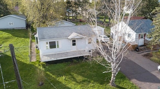 2229 Hillcrest Dr, Duluth, MN 55811