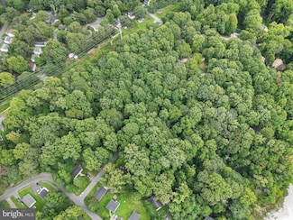572 Evergreen Ct, Lusby, MD 20657