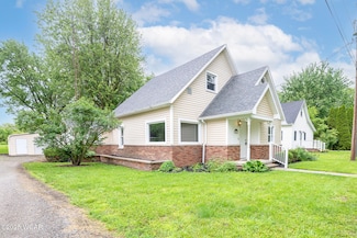 247 W State St, West Mansfield, OH 43358