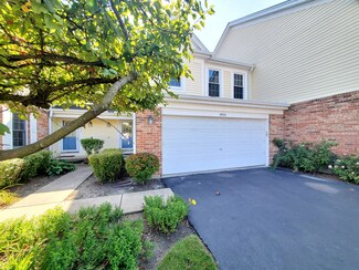4904 Turnberry Dr, Hoffman Estates, IL 60010
