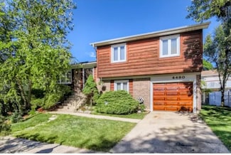 4490 Cove Ln, Hoffman Estates, IL 60192