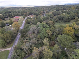 3013 Crestlane Dr, Adamsville, AL 35005