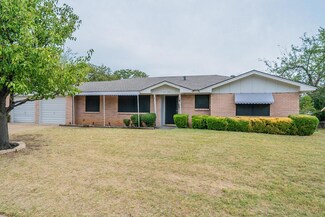 1436 Brookside Dr, Hurst, TX 76053