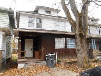 24 Royal Place, Akron, OH 44310