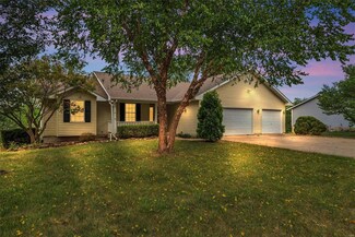 1019 Judy Ln, Troy, MO 63379