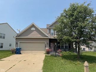 9704 Gull Lake Dr, Indianapolis, IN 46239