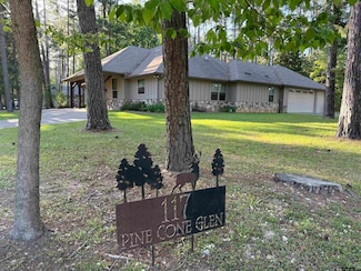 117 Pine Cone Glen, Holly Lake Ranch, TX 75765