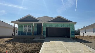 1424 Hawkshead St, Xenia, OH 45385
