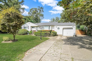 167 Wittberg St, Brentwood, NY 11717