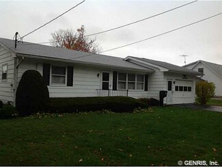 71 Saint Helena St, Perry, NY 14530