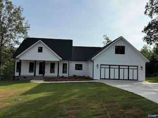 1399 Raymond Ln, Southside, AL 35907