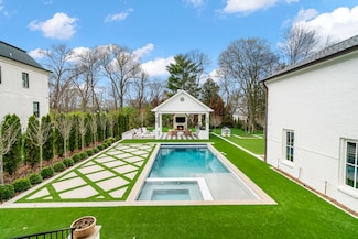 607 Belle Meade Blvd, Nashville, TN 37205