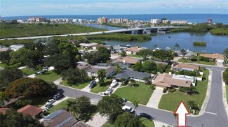 8108 Bayshore Dr, Seminole, FL 33776