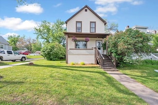 2973 Devonshire St, Duluth, MN 55806