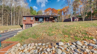 199 Blanchard Rd, Gloversville, NY 12078