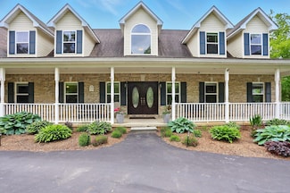 7859 Pine Ridge Dr, Clarkston, MI 48346