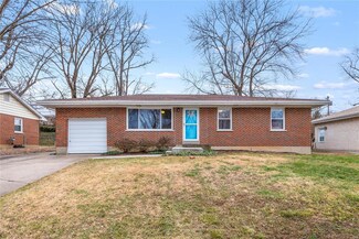 317 Thomas Ave, Saint Charles, MO 63301