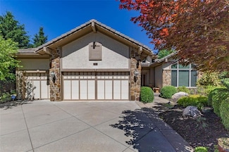 26650 W 100th Place, Olathe, KS 66061