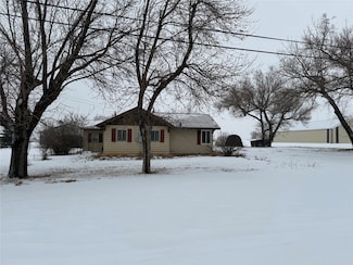 222 2nd St E, Richey, MT 59259