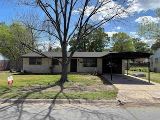 2105 Arkansas Ave, Conway, AR 72034