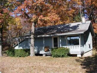 357 Freedom Rd, Oxford, WI 53952