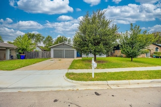 6517 Bernadine Dr, Watauga, TX 76148