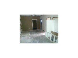 1324 E 45th St, Kansas City, MO 64110