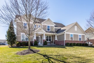 8845 Sandstone Place, Zionsville, IN 46077