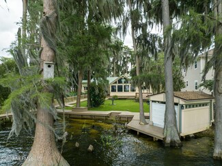 168 SE 5th Ave, Melrose, FL 32666