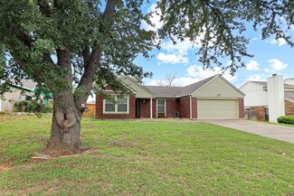 1113 Cable Creek Dr, Grapevine, TX 76051
