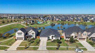 220 Lakehouse Landing Dr, Katy, TX 77493