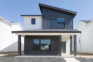 2816 N Eagle Meadow Ave, Kuna, ID 83634