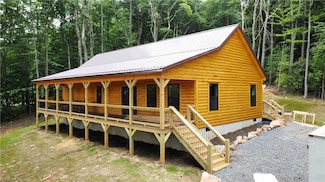 217 Retreat Rd, Hillsville, VA 24343