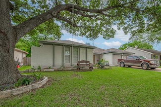 12811 Huntington Venture Dr, Houston, TX 77099