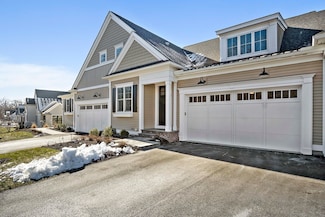 15 Pioneer Rd Unit 67, Framingham, MA 01701