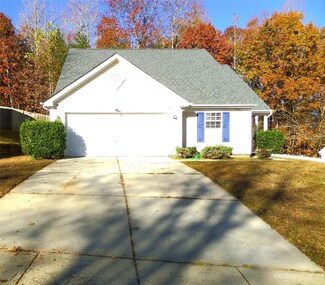 7935 Shiny Meadow Ln, Charlotte, NC 28215