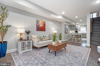 609 S Pulaski St, Baltimore, MD 21223