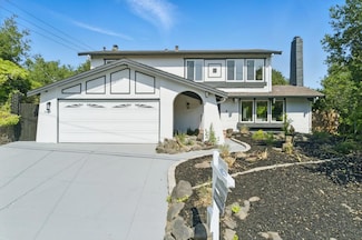 5657 Shadow Ridge Dr, Castro Valley, CA 94552