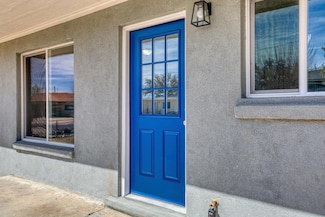 1525 Spence Ave SE, Albuquerque, NM 87106