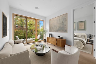 184 Hawthorne St Unit 3A, Brooklyn, NY 11225